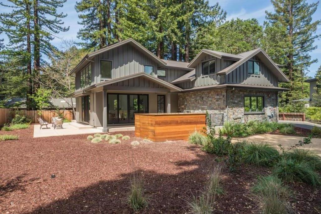 846 Portola Road