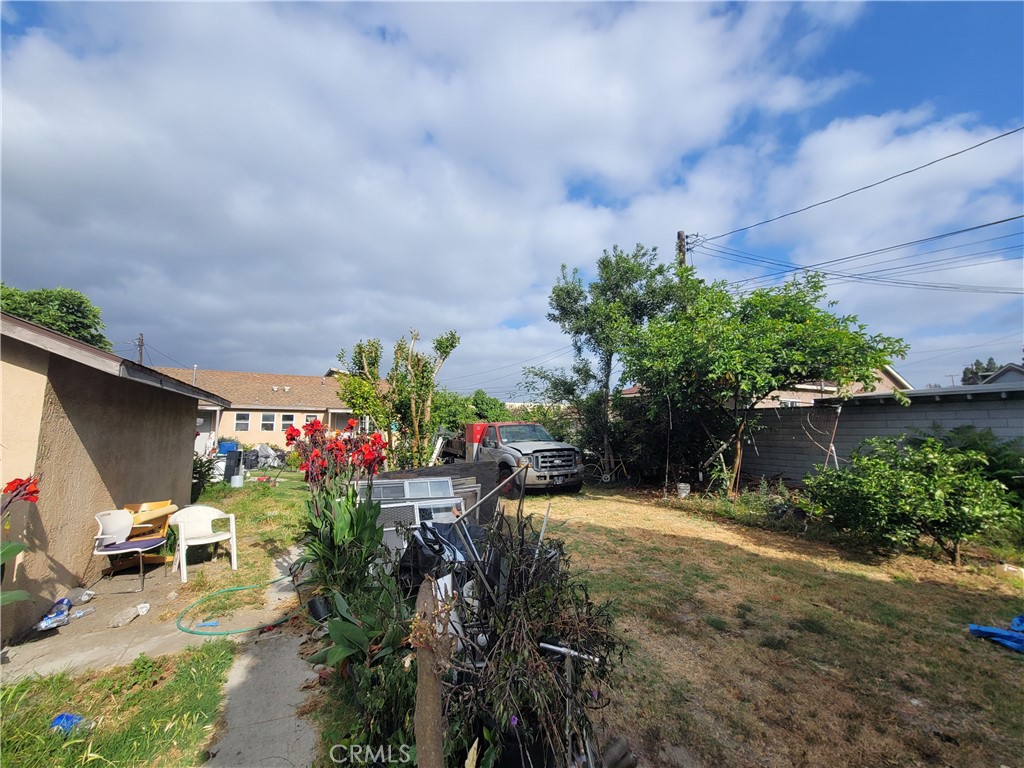 Properties 1 12907 S Willowbrook Avenue