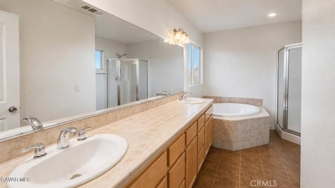 Tiny photo for 43737 Raysack AVE, Lancaster, CA 93535 (MLS # SR26158630)