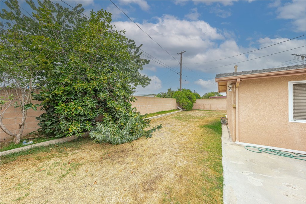 6901 Klondike Avenue