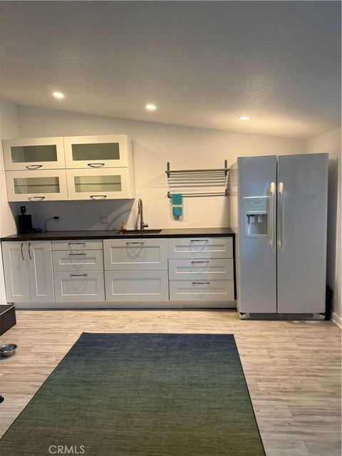 219 Geneva A Huntington Beach CA 92648