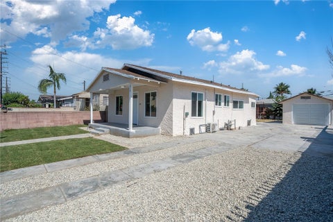 Photo of 215 E Elm Street, Compton, CA 90220 (MLS # WS26160253)