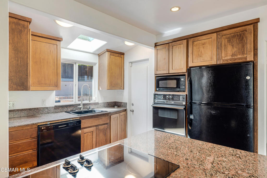 Santa Susana Knolls-166 - 1000832 - Residential