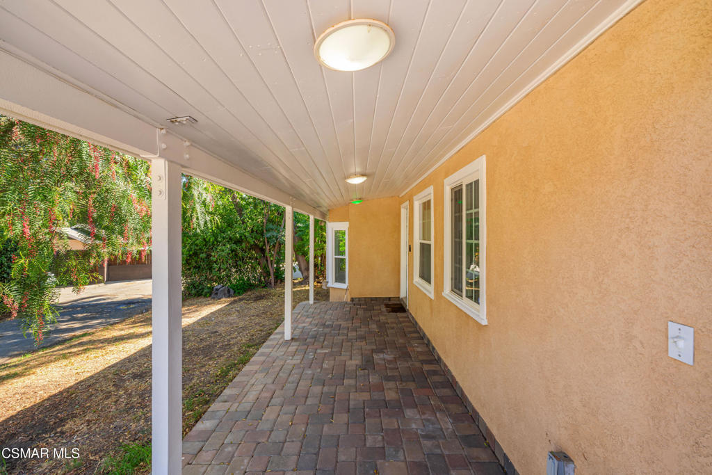 Santa Susana Knolls-166 - 1000832 - Residential