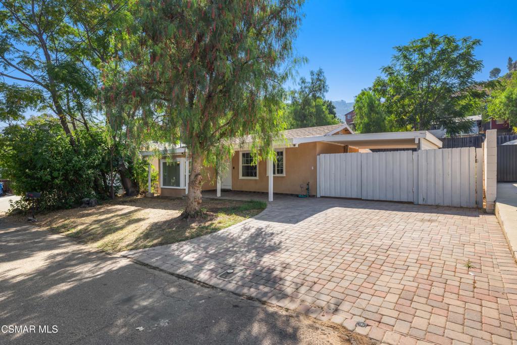 Santa Susana Knolls-166 - 1000832 - Residential