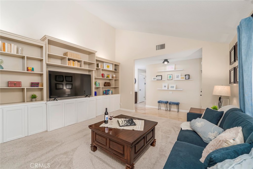 26041 Avenida Bonachon