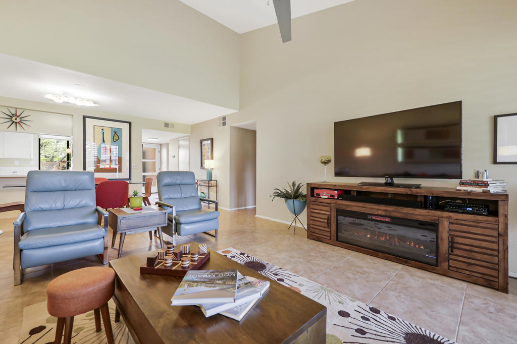 Sunrise C.C. - Residential