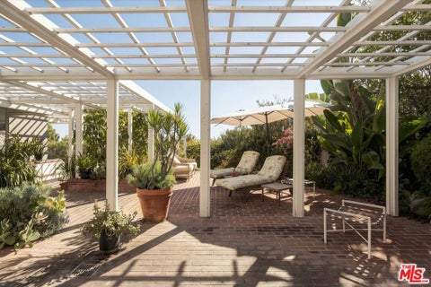 Photo of 1337 Casiano Road, Los Angeles, CA 90049 (MLS # 26104891)