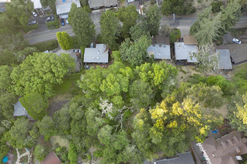 MONTCLAIR HILLS - Land