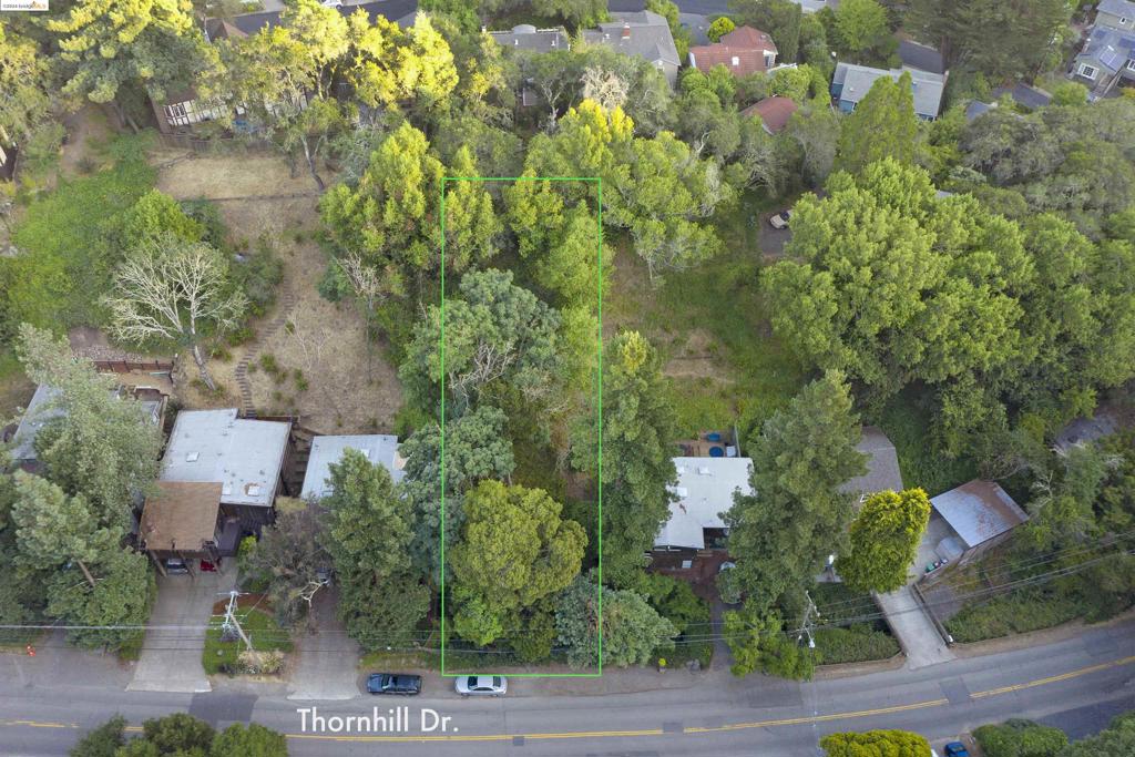 MONTCLAIR HILLS - Land
