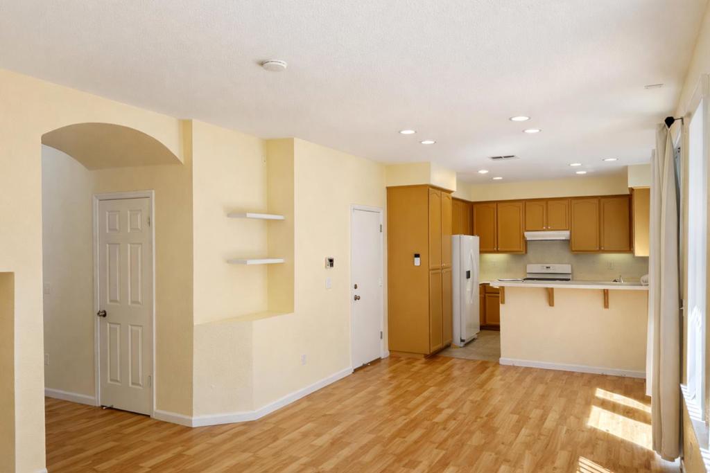 1002 Furlong Drive