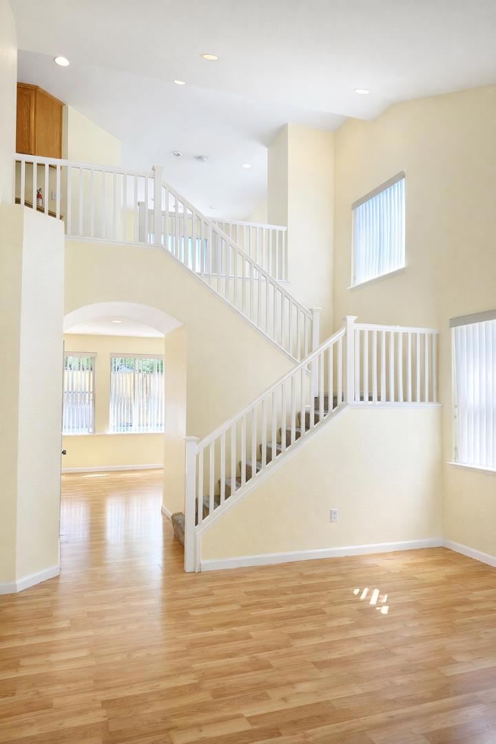 1002 Furlong Drive
