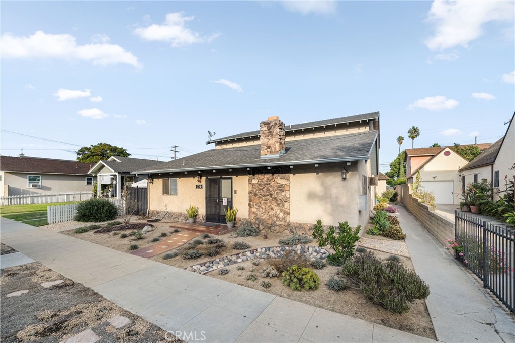 1070 Freeman Avenue