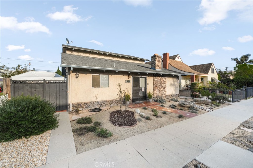 1070 Freeman Avenue