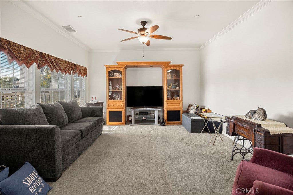 10909 Leland Ave