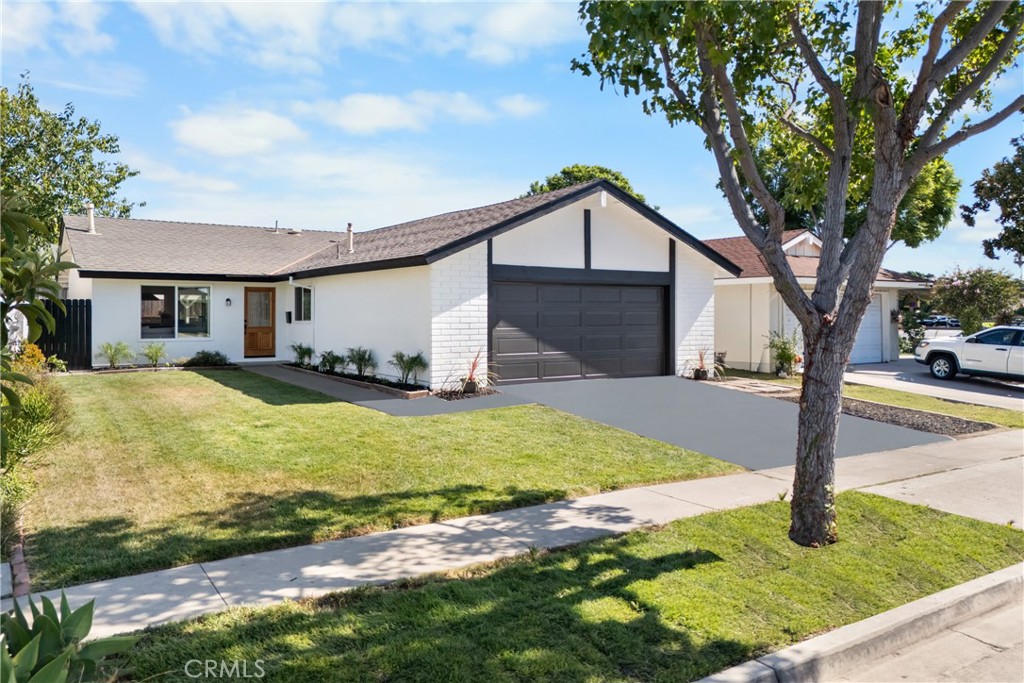14612 Highcrest Circle