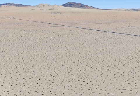 Photo of 0 Squaw Bush, Lucerne Valley, CA 92356 (MLS # OC25121188) Photo of 0 Squaw Bush, Lucerne Valley, CA 92356 (MLS # OC25121188)