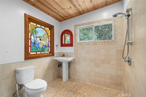 Tiny photo for 1550 Bayview Heights DR, Los Osos, CA 93402 (MLS # SC26181690)