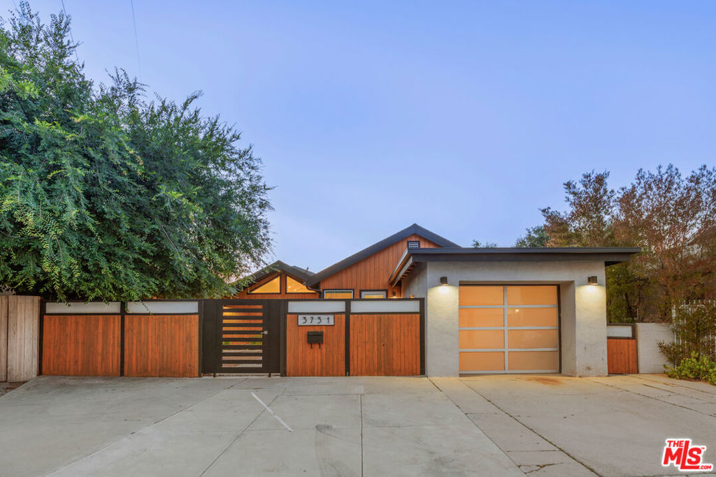 3731 Toland Way