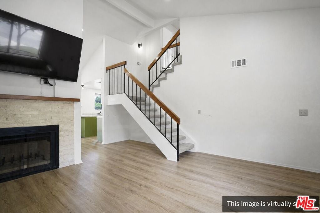 1071 N Glendora Avenue