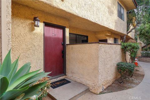 Photo of 13540 Hubbard St, Sylmar, CA 91342 (MLS # SR26093572)