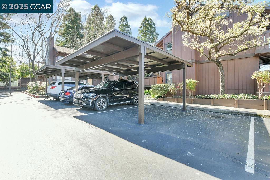 SHADOWOOD - Residential