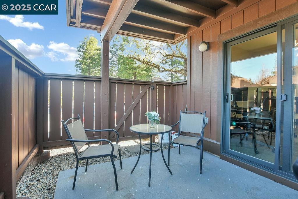 SHADOWOOD - Residential