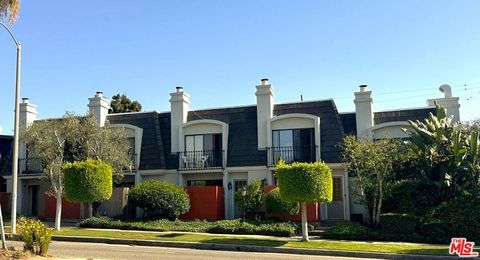 Photo of 7862 W Manchester Avenue, Playa Del Rey, CA 90293 (MLS # 26747845)