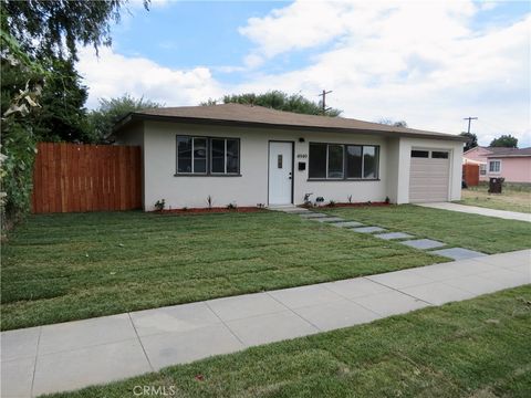 Photo of 4949 E San Carlos St, Rancho Dominguez, CA 90221 (MLS # MB26115985)