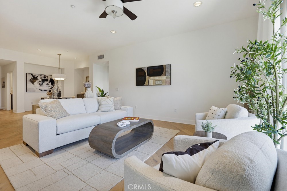 402 S Rockefeller 406