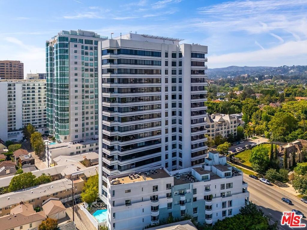 Photo of 10350 Wilshire Boulevard #702, Los Angeles, CA 90024 (MLS # 26670919)