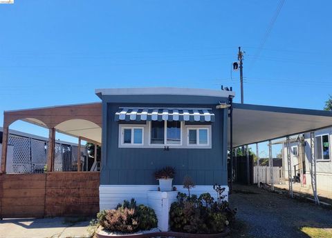 Photo of 4400 Gateway Rd. Rd, Bethel Island, CA 94511 (MLS # 41129311)