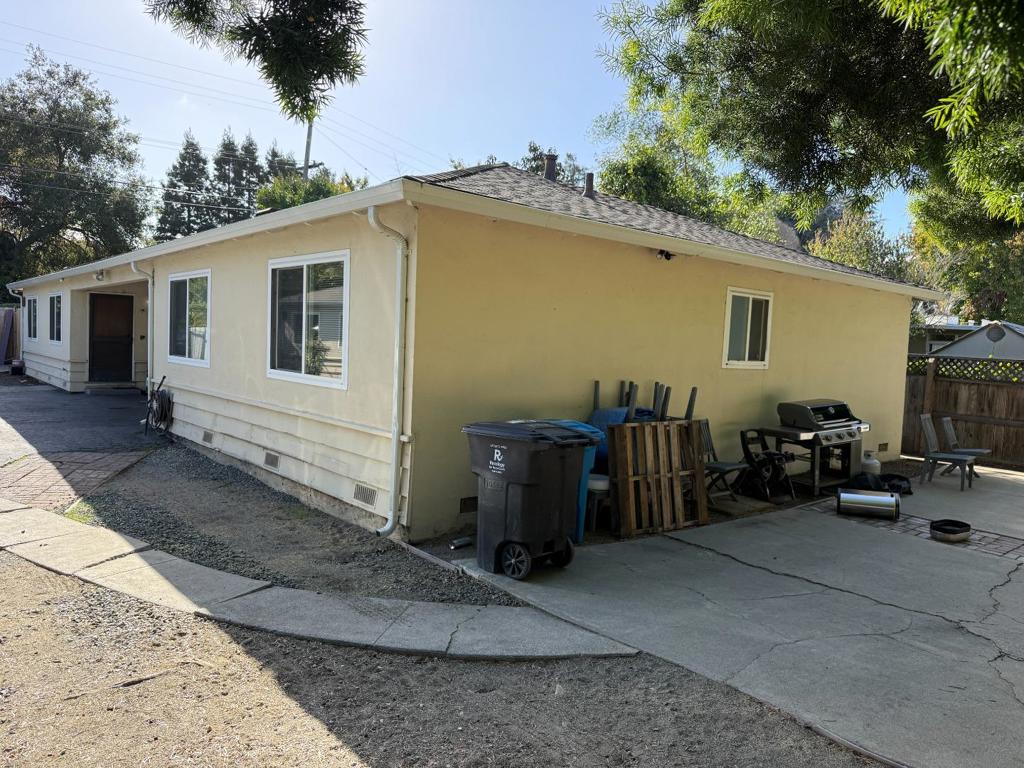 1811 Woodland Avenue
