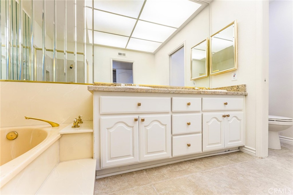 Lake Forest Shores (LFS) - Residential Lease