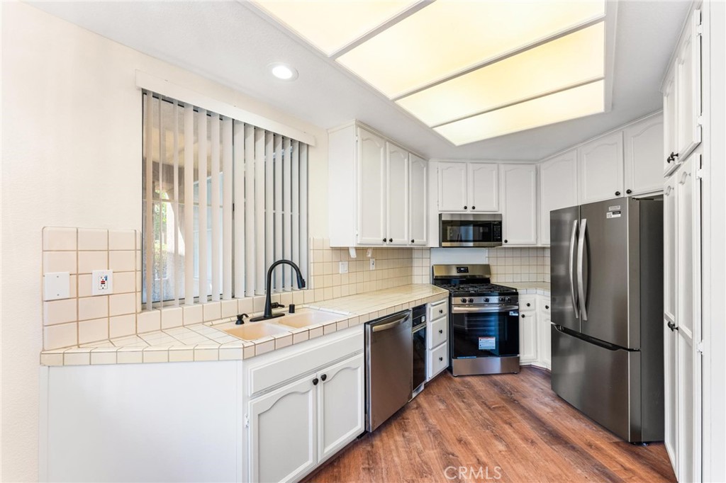 Lake Forest Shores (LFS) - Residential Lease