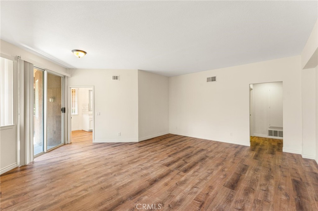 Lake Forest Shores (LFS) - Residential Lease