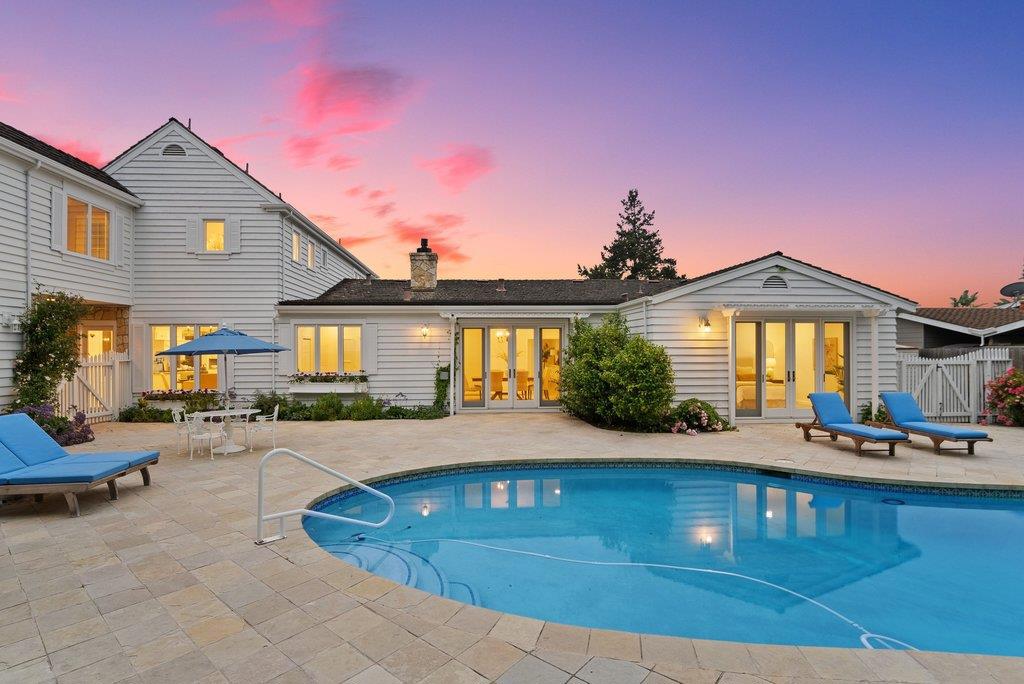 22 Hollins Drive