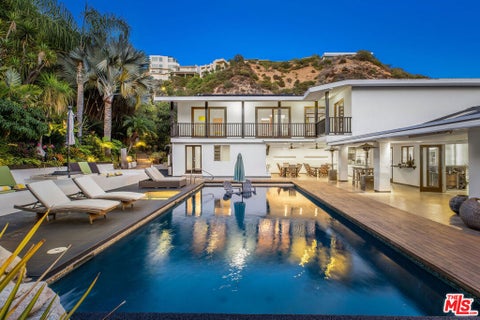 Photo of 9203 Robin Drive, Los Angeles, CA 90069 (MLS # 26909323)