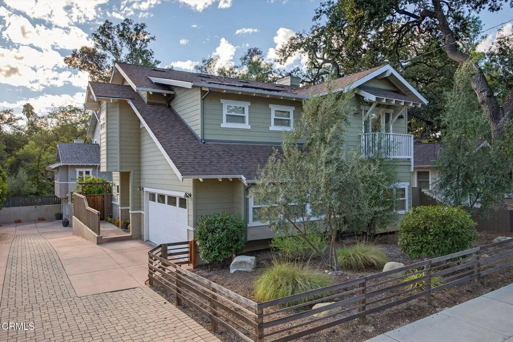 Ojai, California 93023, United States, 3 Bedrooms Bedrooms, ,3 BathroomsBathrooms,Residential,Active,216497