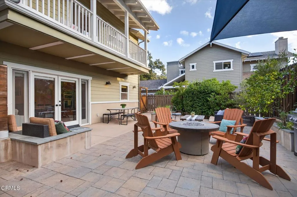 Ojai, California 93023, United States, 3 Bedrooms Bedrooms, ,3 BathroomsBathrooms,Residential,Active,216497