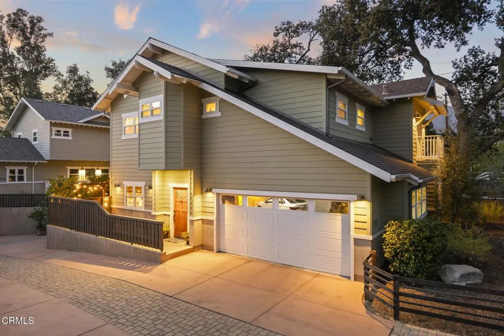 Ojai, California 93023, United States, 3 Bedrooms Bedrooms, ,3 BathroomsBathrooms,Residential,Active,216497