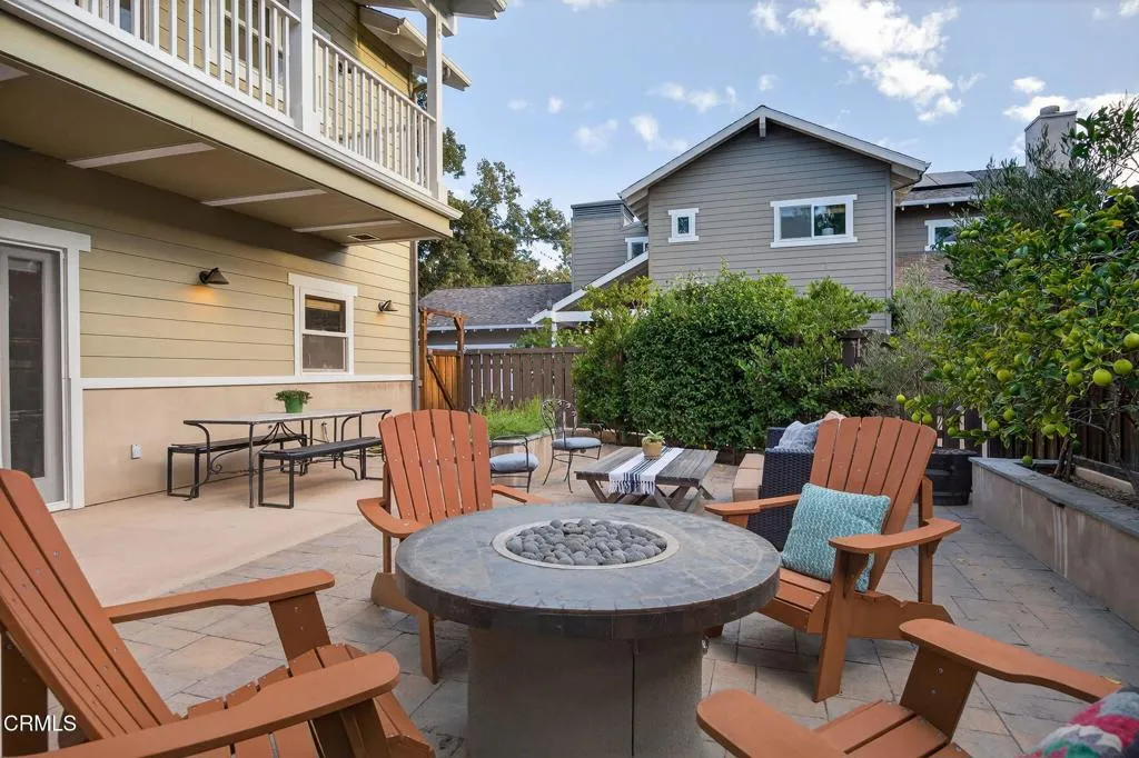 Ojai, California 93023, United States, 3 Bedrooms Bedrooms, ,3 BathroomsBathrooms,Residential,Active,216497