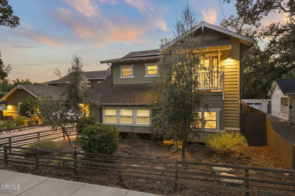 Ojai, California 93023, United States, 3 Bedrooms Bedrooms, ,3 BathroomsBathrooms,Residential,Active,216497