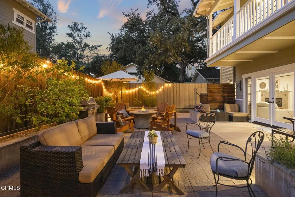 Ojai, California 93023, United States, 3 Bedrooms Bedrooms, ,3 BathroomsBathrooms,Residential,Active,216497