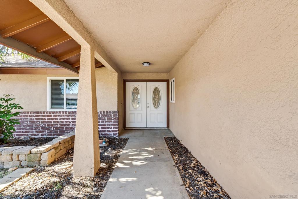 27177 Paloma Way