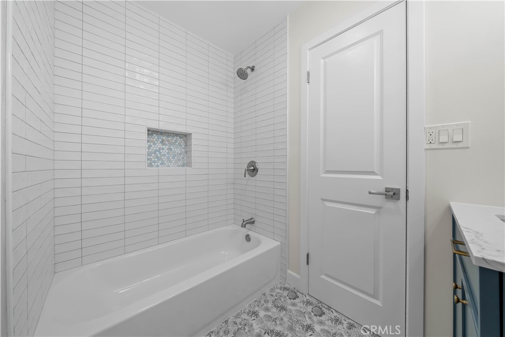 Ocean Beach - Residential