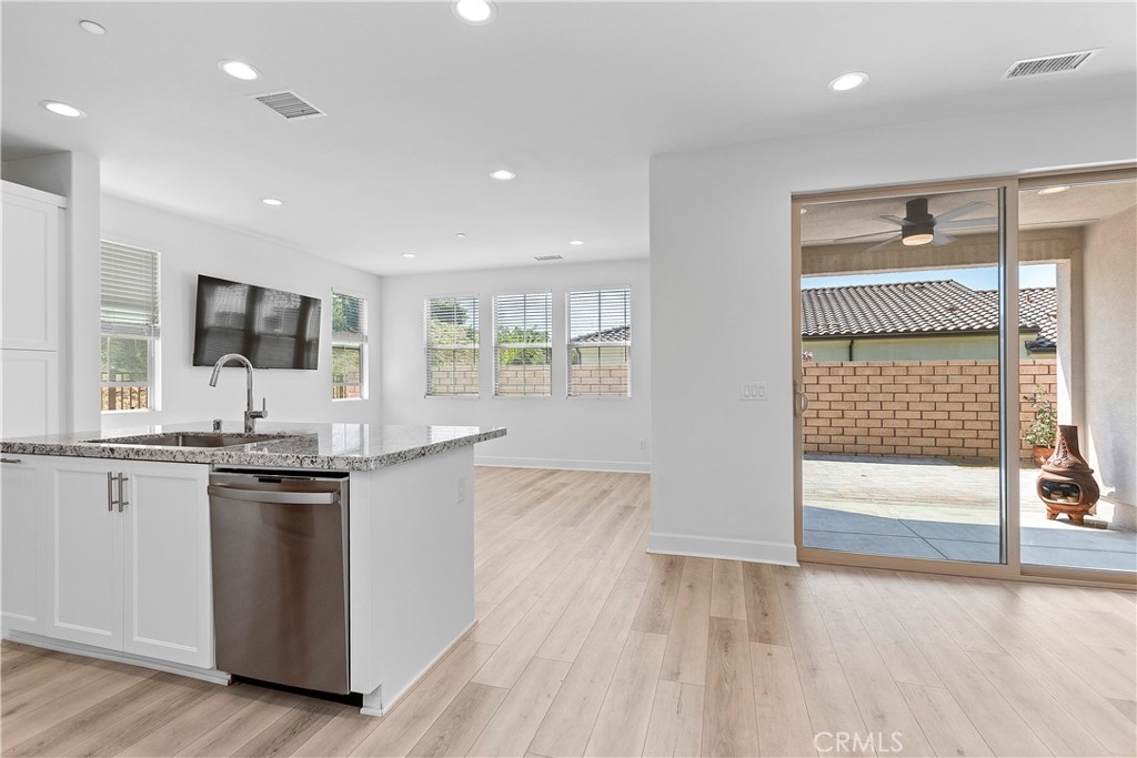 The Grove - Residential Lease