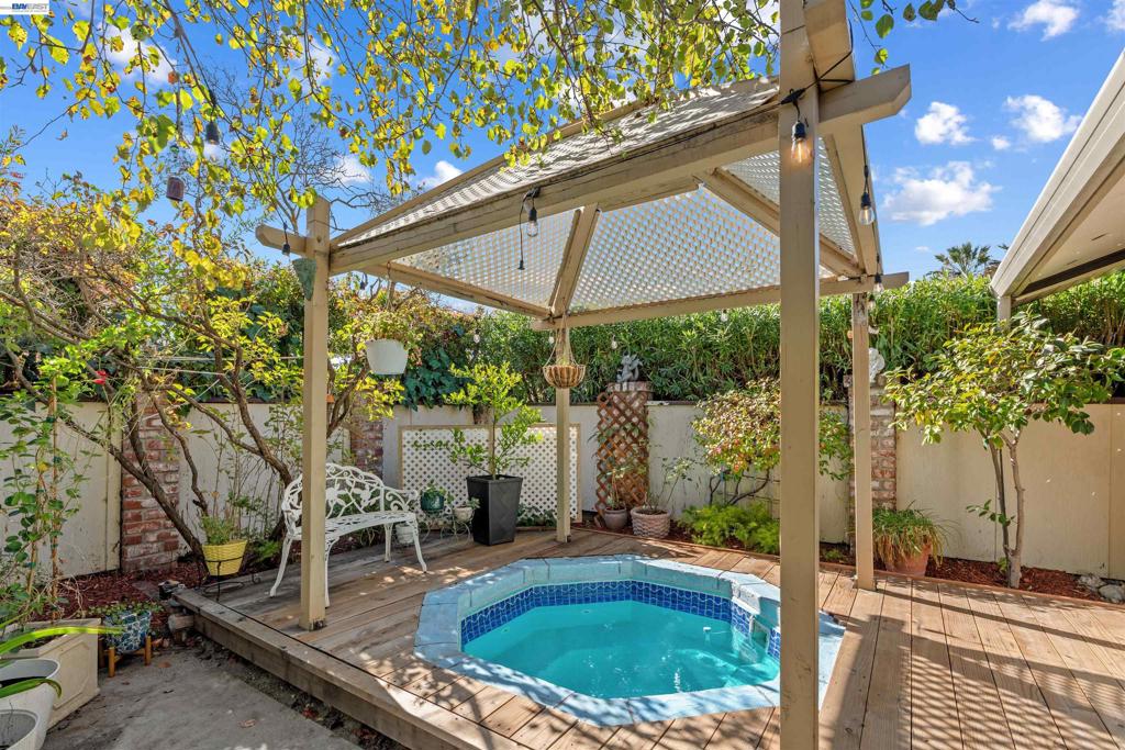 1314 Daisy Ln