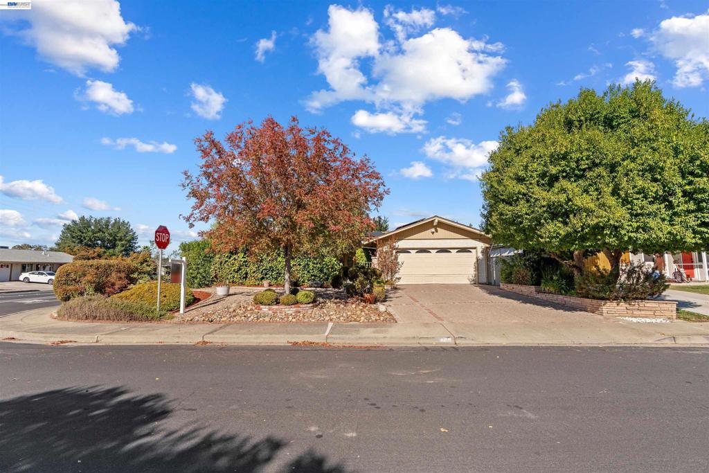 1314 Daisy Ln