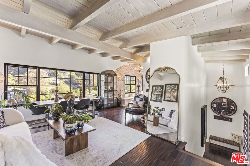 6335 Grape Place
